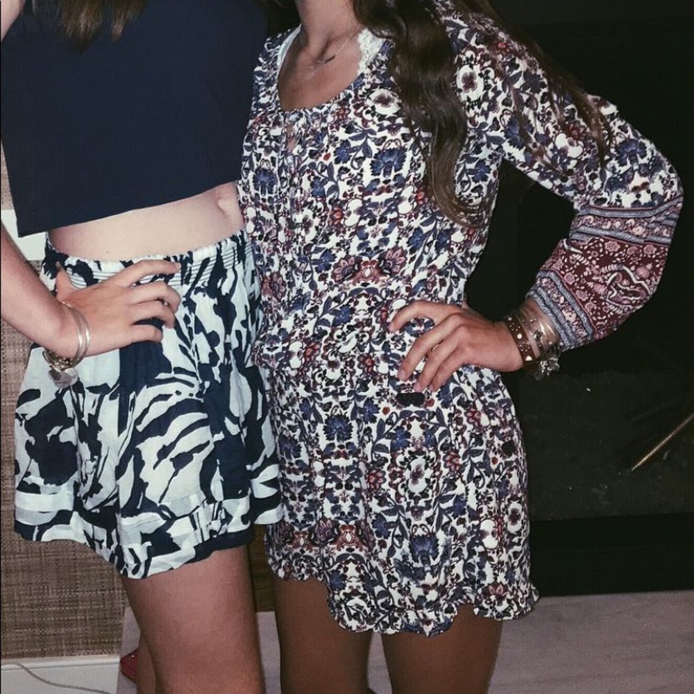 Romper - Picture 2 of 2